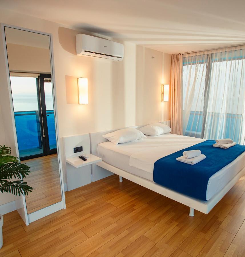 Panorama Orbi City Center Suite Batumi Luaran gambar